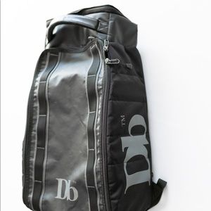 Douchbags Hugger 30L